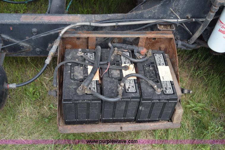 image for item K6732 Stinger 2402 bale transport/stacker