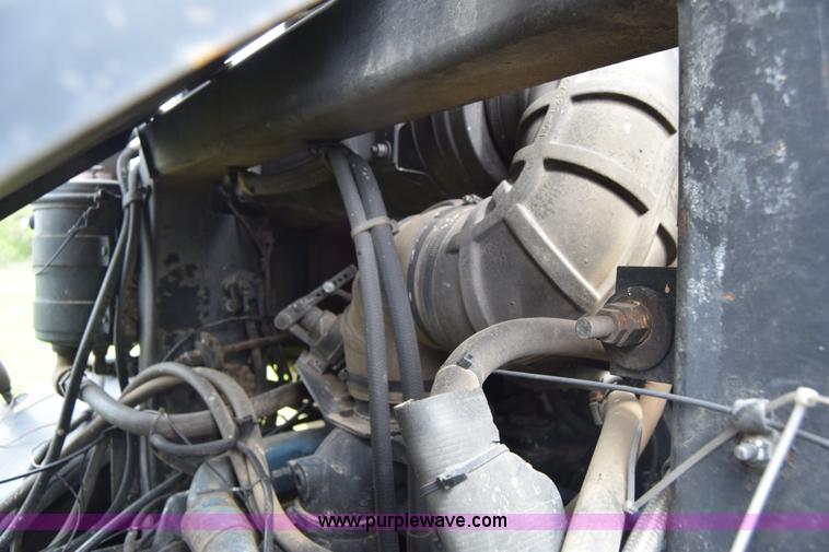 image for item K6732 Stinger 2402 bale transport/stacker