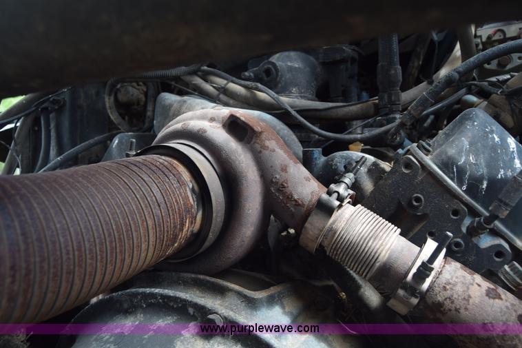 image for item K6732 Stinger 2402 bale transport/stacker