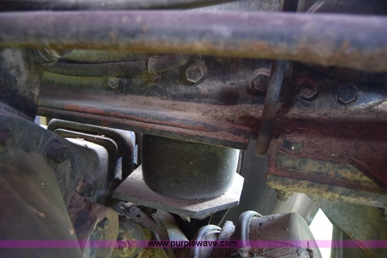 image for item K6732 Stinger 2402 bale transport/stacker