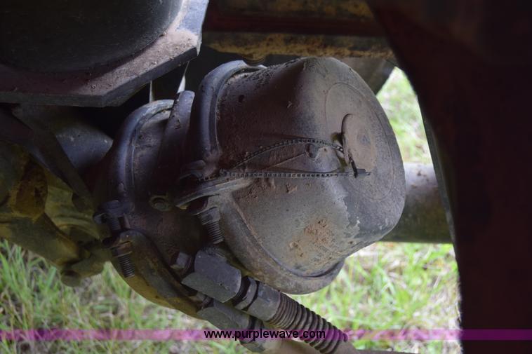 image for item K6732 Stinger 2402 bale transport/stacker