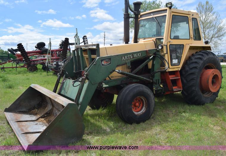 image for item K6733 Case 1270 Agri King tractor