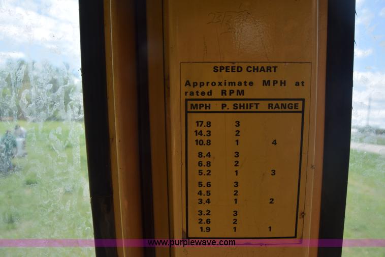 image for item K6733 Case 1270 Agri King tractor