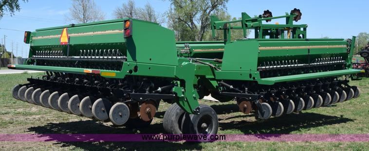 image for item K6744 Great Plains 3S-4000 grain drill