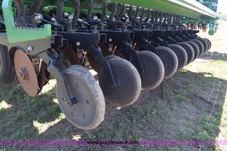 image for item K6744 Great Plains 3S-4000 grain drill