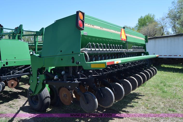 image for item K6744 Great Plains 3S-4000 grain drill