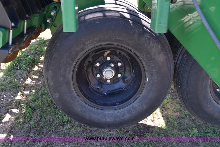image for item K6744 Great Plains 3S-4000 grain drill