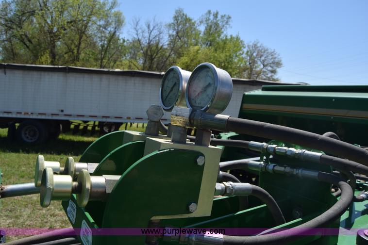 image for item K6744 Great Plains 3S-4000 grain drill