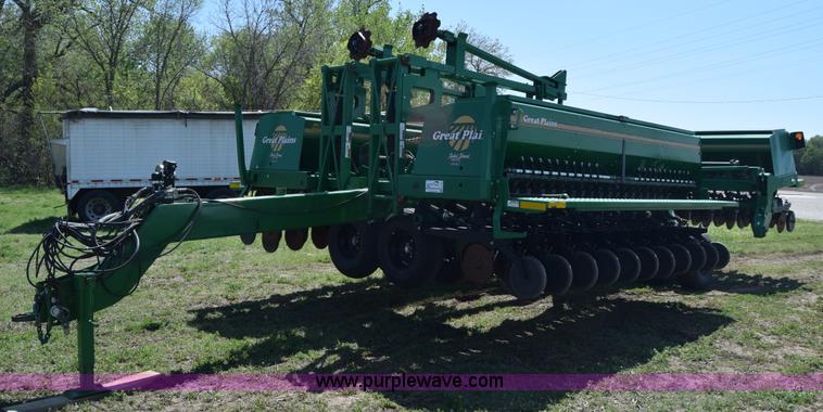 image for item K6744 Great Plains 3S-4000 grain drill