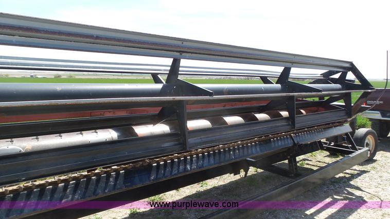 image for item K8252 1995 Case IH 1010 rigid head