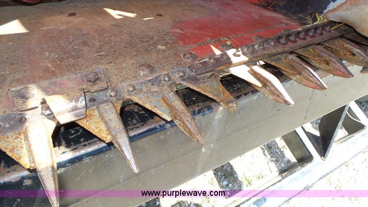 image for item K8252 1995 Case IH 1010 rigid head