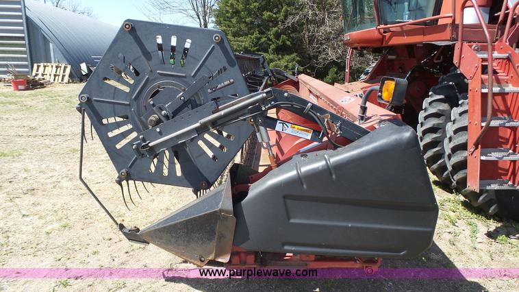 image for item K8253 1995 Case IH 1020 flex head