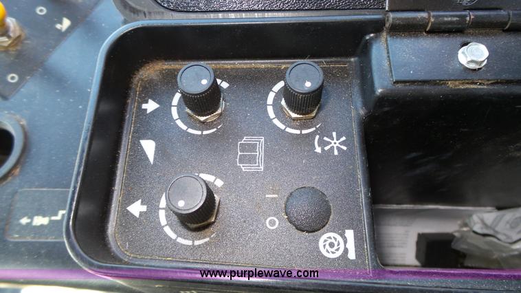 image for item K8254 1996 Case IH 2188 Axial-Flow RWA combine