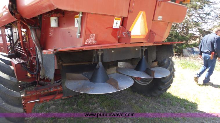 image for item K8254 1996 Case IH 2188 Axial-Flow RWA combine