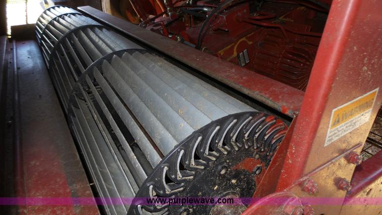 image for item K8254 1996 Case IH 2188 Axial-Flow RWA combine