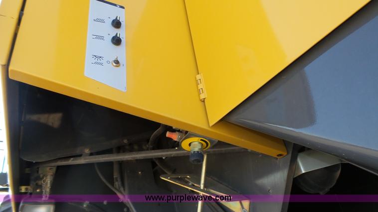 image for item K8255 2009 Claas Lexion 580R Series 578 combine