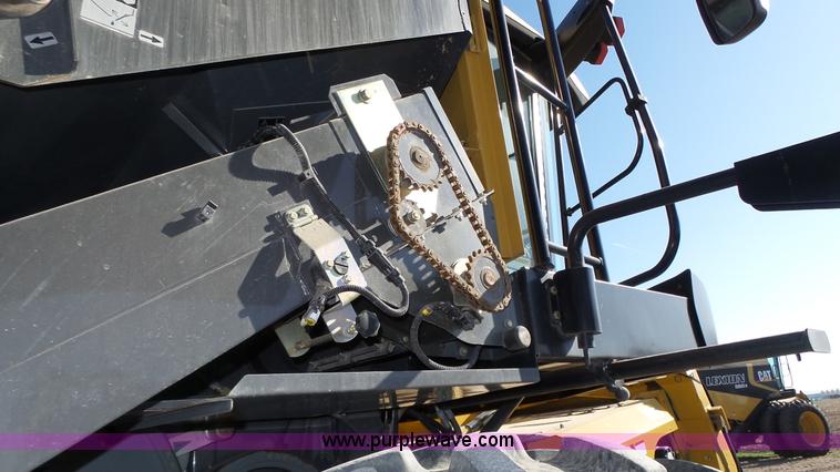image for item K8255 2009 Claas Lexion 580R Series 578 combine