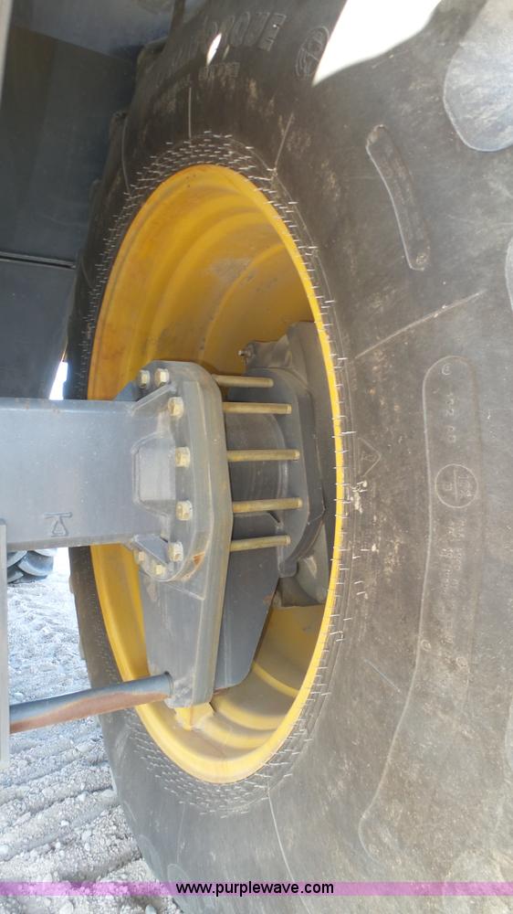 image for item K8255 2009 Claas Lexion 580R Series 578 combine