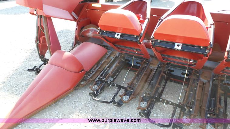 image for item K8258 2008 Case IH 2412 corn head