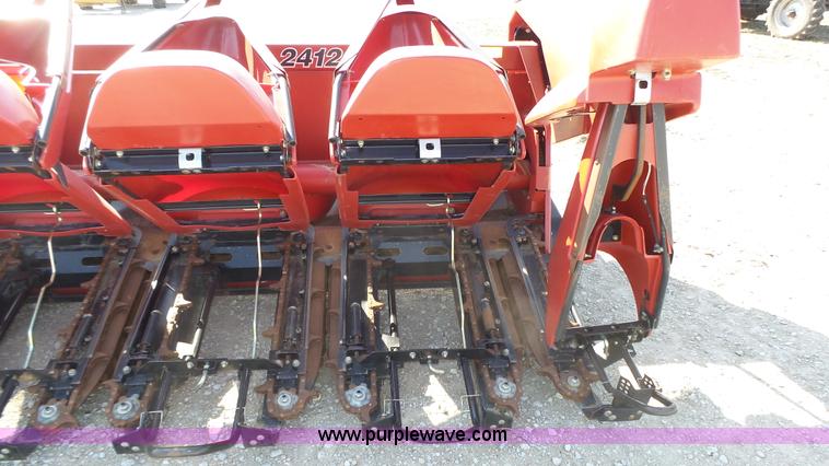 image for item K8258 2008 Case IH 2412 corn head