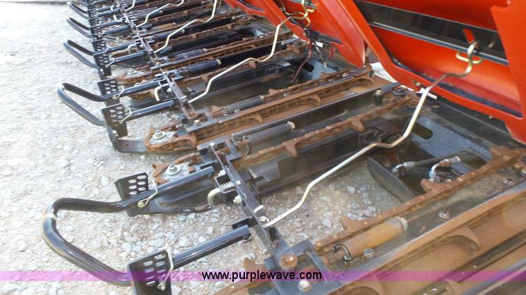 image for item K8258 2008 Case IH 2412 corn head