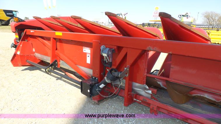 image for item K8258 2008 Case IH 2412 corn head