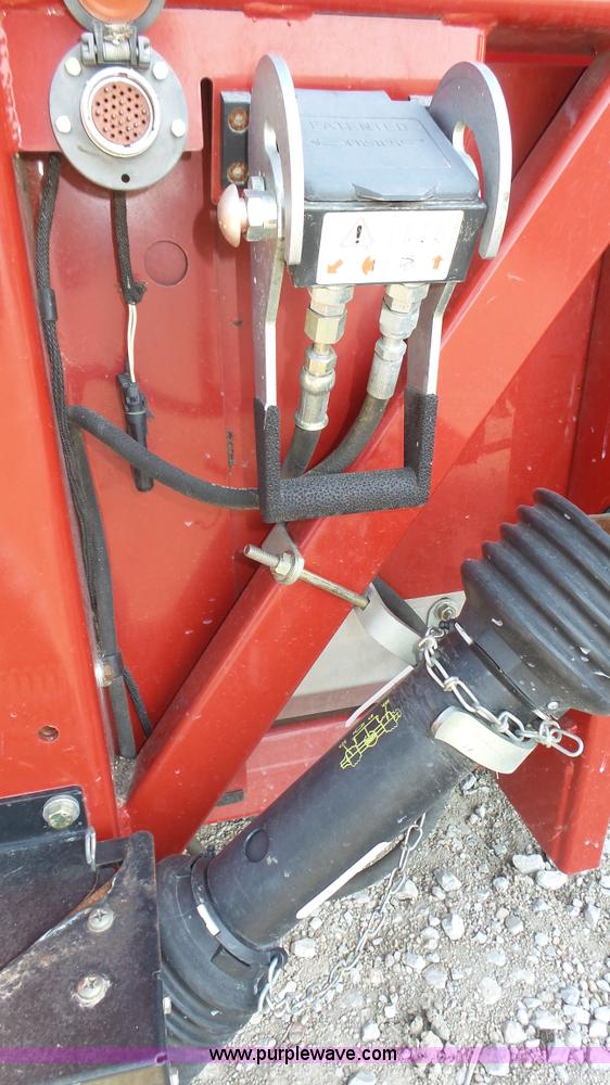 image for item K8258 2008 Case IH 2412 corn head