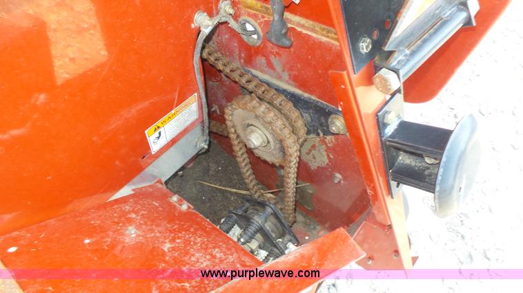 image for item K8258 2008 Case IH 2412 corn head