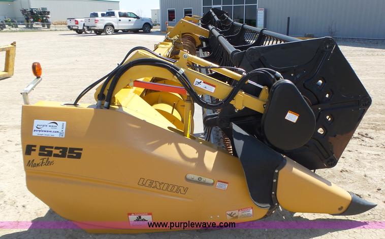 image for item K8260 2008 Claas Lexion F535 Max Flex Series 441 flex head