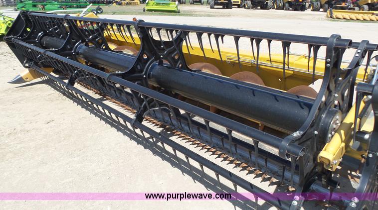 image for item K8260 2008 Claas Lexion F535 Max Flex Series 441 flex head