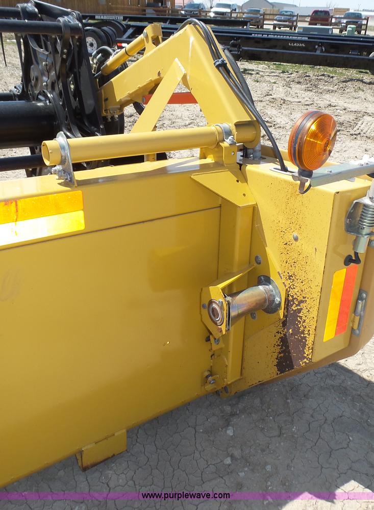 image for item K8260 2008 Claas Lexion F535 Max Flex Series 441 flex head