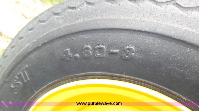 image for item K8270 2008 New Holland BR7060 Silage Special round baler