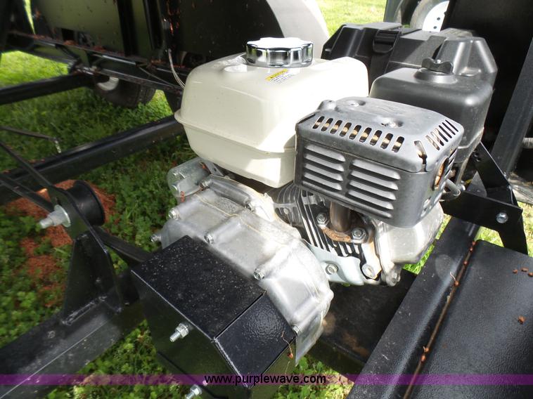 image for item L5496 2015 Easiload seed tender