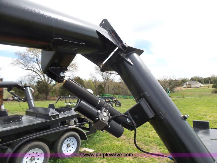 image for item L5496 2015 Easiload seed tender