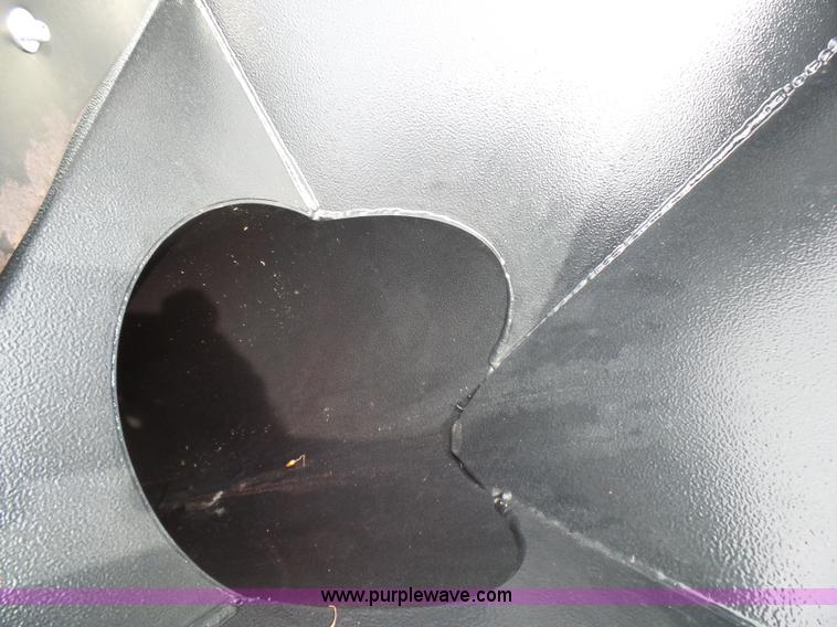 image for item L5496 2015 Easiload seed tender