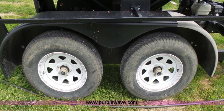 image for item L5496 2015 Easiload seed tender