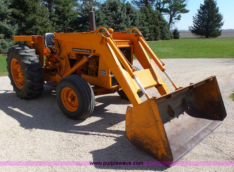 image for item L5698 International 3444 tractor