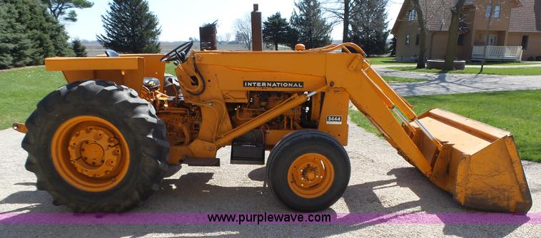 image for item L5698 International 3444 tractor