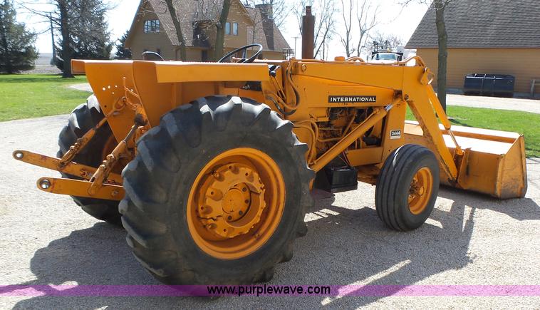 image for item L5698 International 3444 tractor