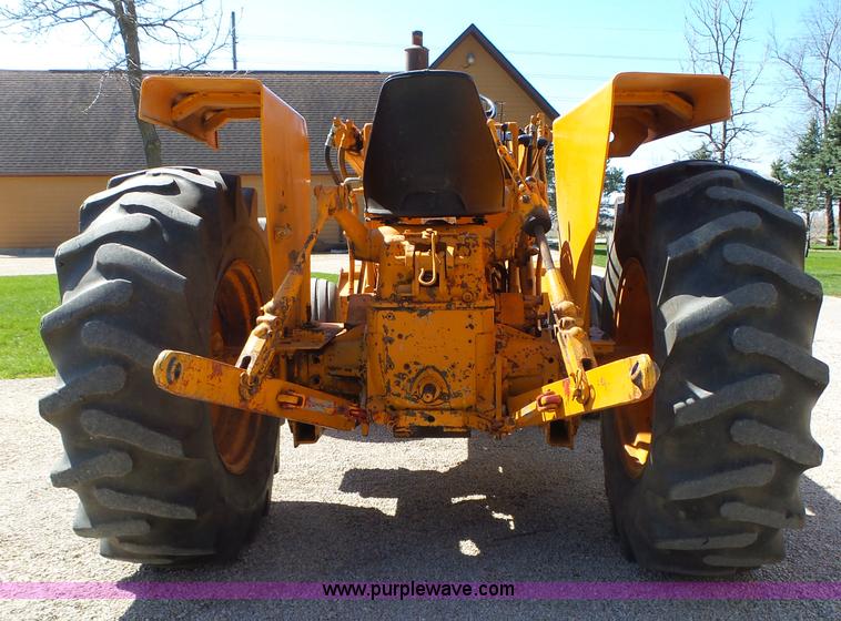 image for item L5698 International 3444 tractor