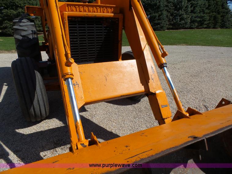 image for item L5698 International 3444 tractor