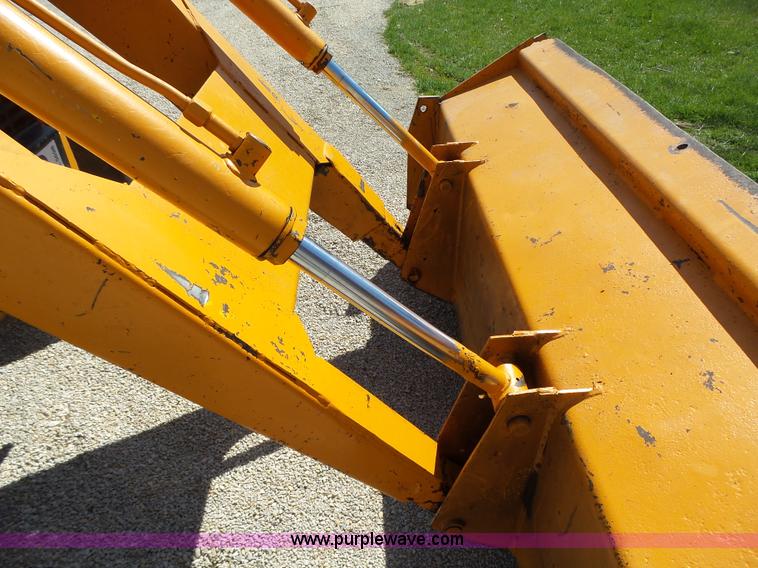 image for item L5698 International 3444 tractor