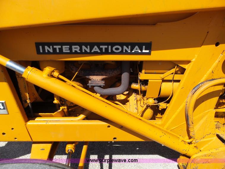 image for item L5698 International 3444 tractor