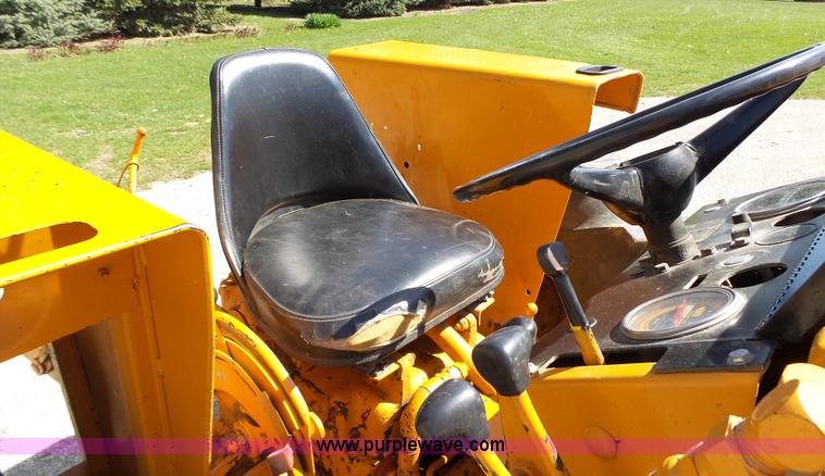 image for item L5698 International 3444 tractor