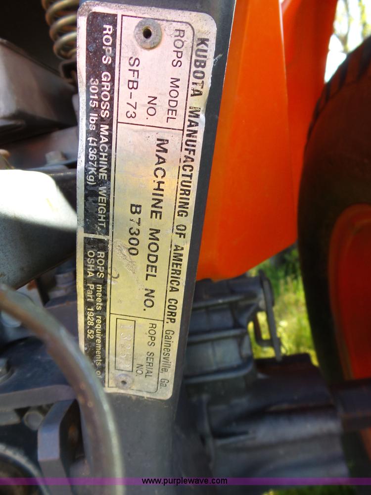 image for item L5806 Kubota B7300 tractor