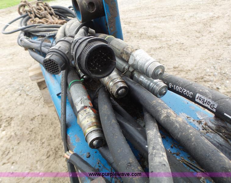 image for item L6027 1996 Kinze 2300 split row planter