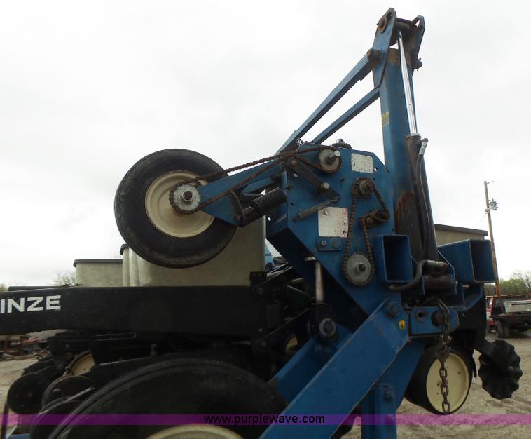 image for item L6027 1996 Kinze 2300 split row planter