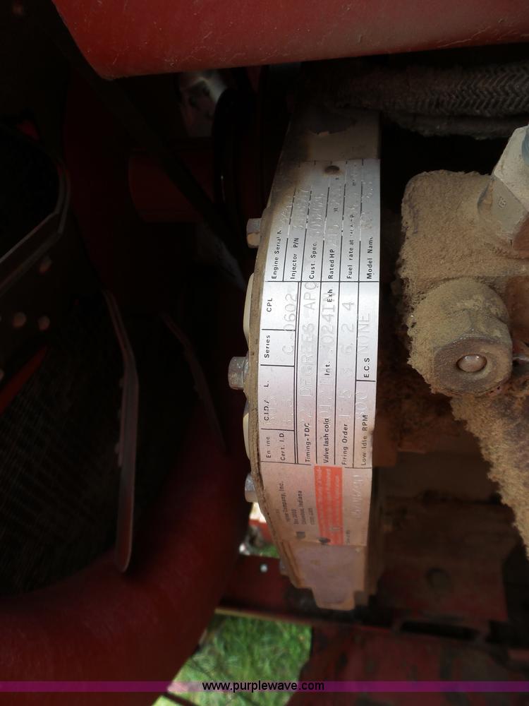 image for item L6325 1990 Case IH 1660 RWA combine