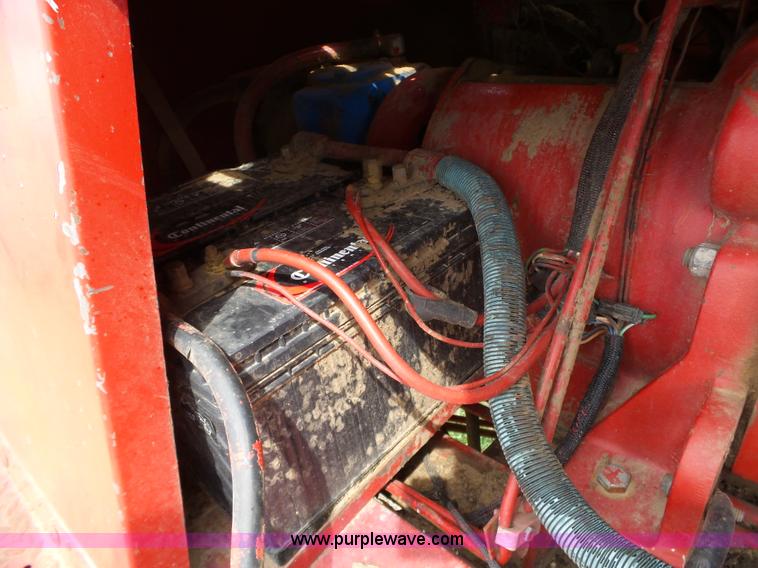 image for item L6325 1990 Case IH 1660 RWA combine