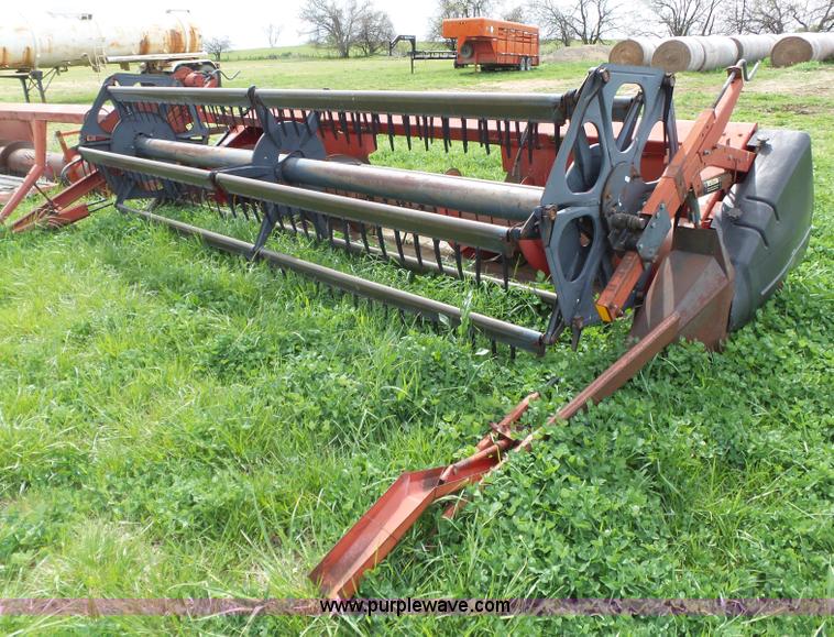 image for item L6325 1990 Case IH 1660 RWA combine